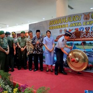 Stand Pameran Alutsista ISWAHJUDI INDONESIA JAYA EXPO  Ditutup, Masyarakat Kecewa