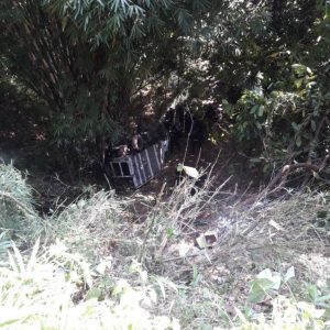 Truk Rombongan PSHT Madiun Masuk Kejurang Sedalam 20 Meter