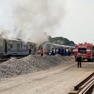 KA. GAJAYANA Terbakar, Arus Kereta Tetap Normal