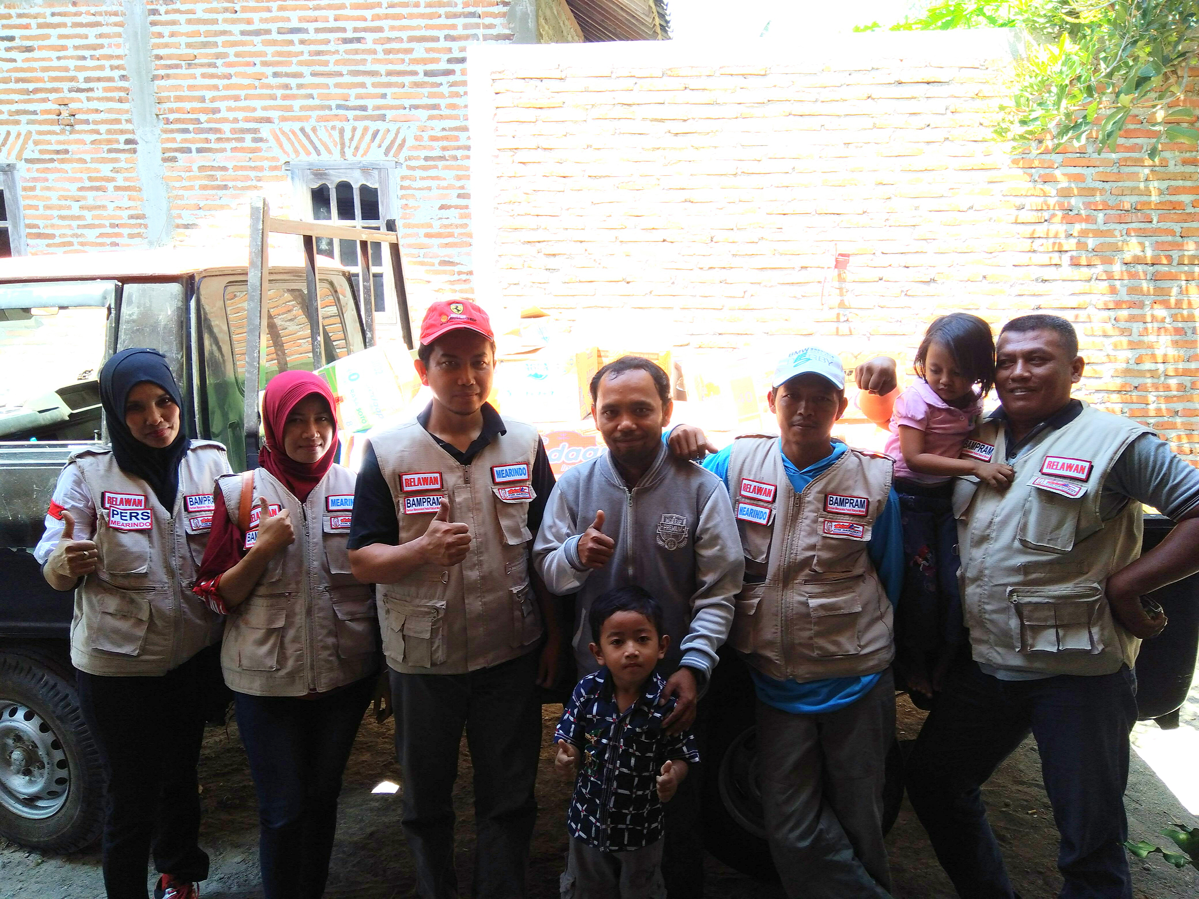 GEMPA LOMBOK. Karang Taruna Dan HP3KI Magetan Salurkan Bantuan Kebencanaan