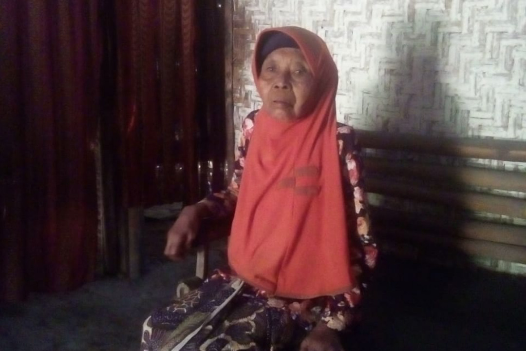 Rumisah 72 Tahun Hidup Sebatang Kara Dirumah Bambu