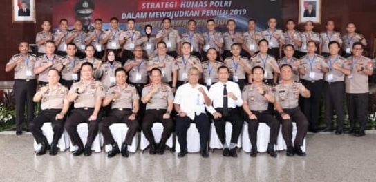 Kapolri Tekankan Humas Harus Bisa Bekerjasama dengan Media