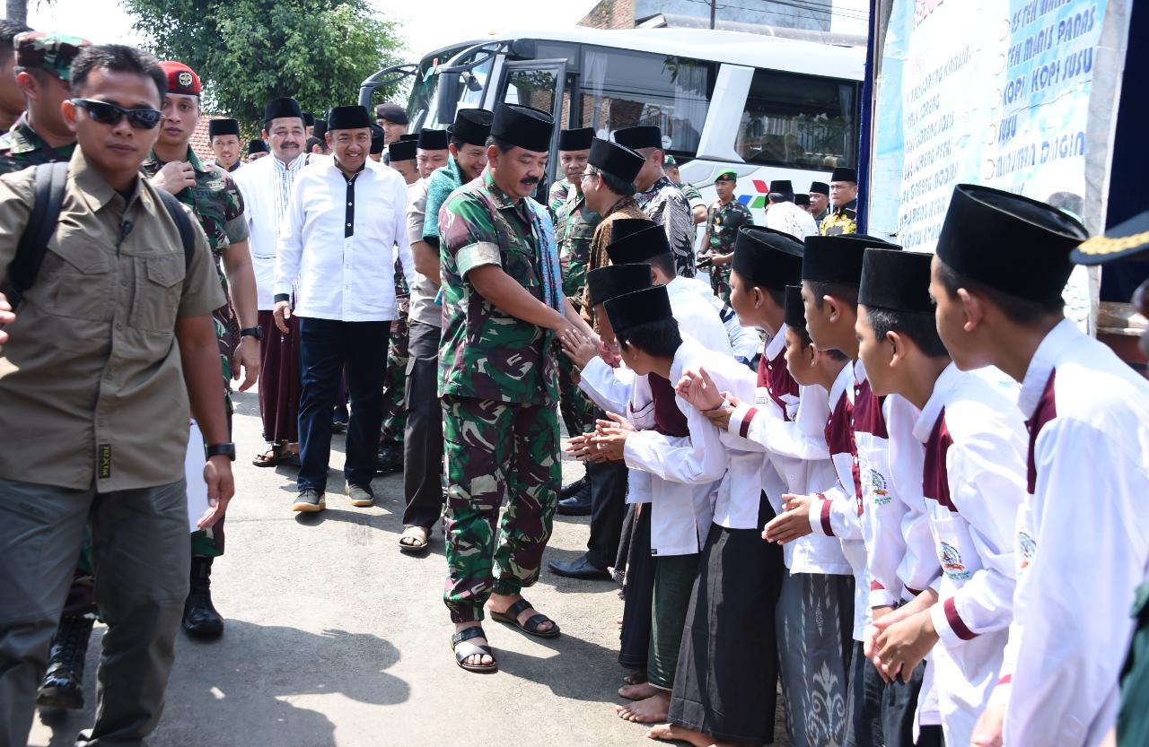 Silaturahmi Kebangsaan Panglima TNI di Pondok Pesantren Al Ihya Ulumaddin