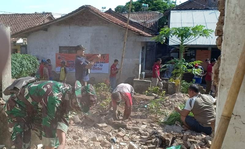 Kodim Brebes Wujudkan Asa Rumah Layak Nenek Kalimah