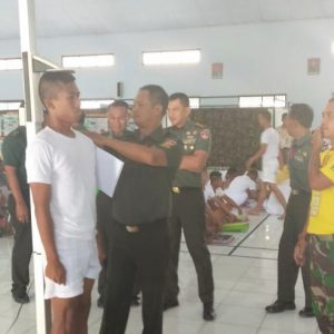 Danrem 071/Wijayakusuma Tinjau Pelaksanaan pemeriksaan awal Calon Tamtama PK TNI AD