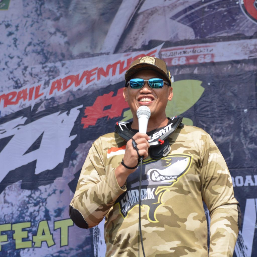 Kasdam IV/Diponegoro Lepas Purbalingga Trail Adventur ” Menembus Batas di Bumi Jenderal Soedirman”