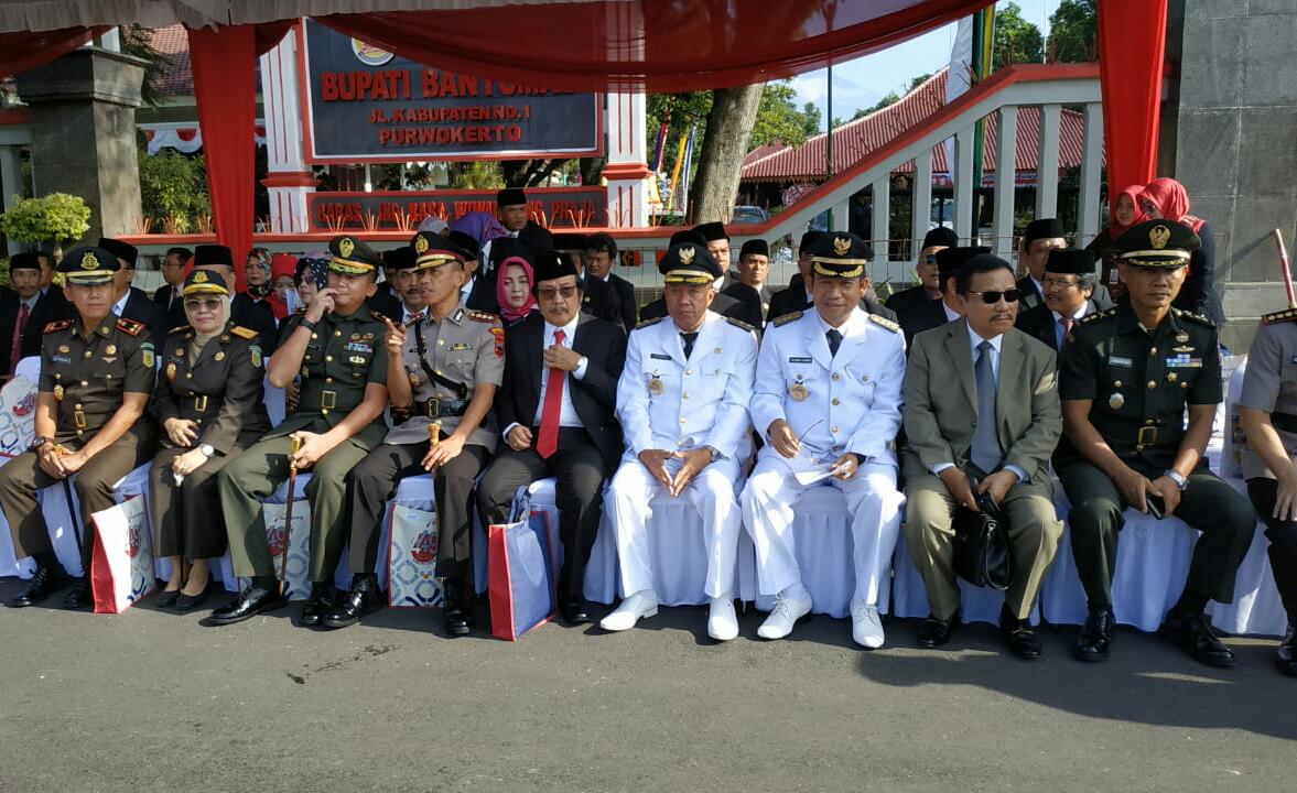 Kasrem 071/Wijayakusuma Hadiri Upacara Hari Jadi Ke-449 Kabupaten Banyumas