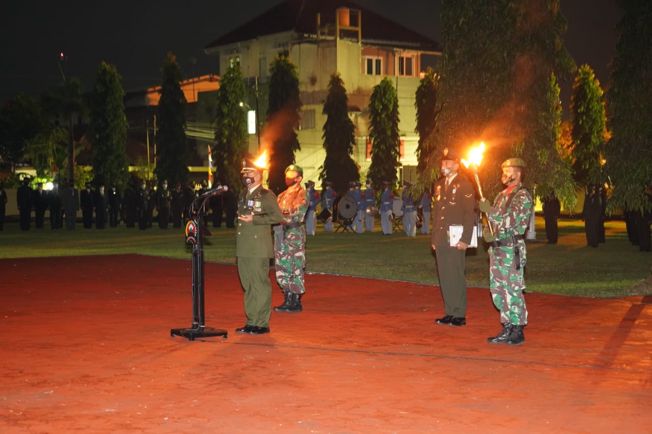 Danrem 071/Wijayakusuma Pimpin Apel Kehormatan dan Renungan Suci (AKRS) HUT RI Ke-75