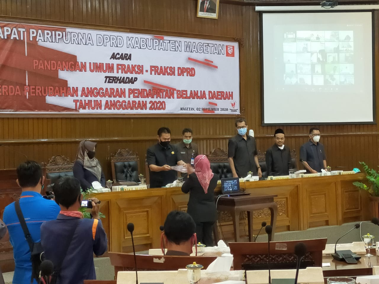Rapat Paripurna Pandangan Umum Fraksi-Fraksi DPRD Terhadap Raperda Perubahan APBD TA 2020