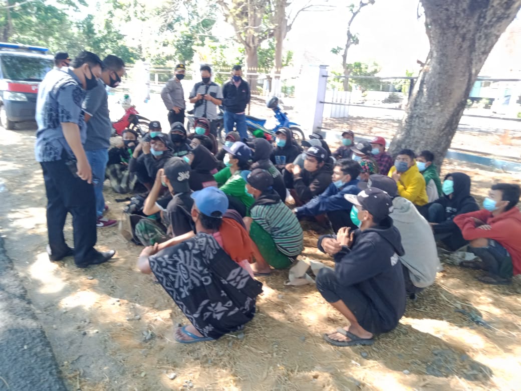 Polsek Maospati Tertibkan Gerombolan Bonek Dimasa Pandemi