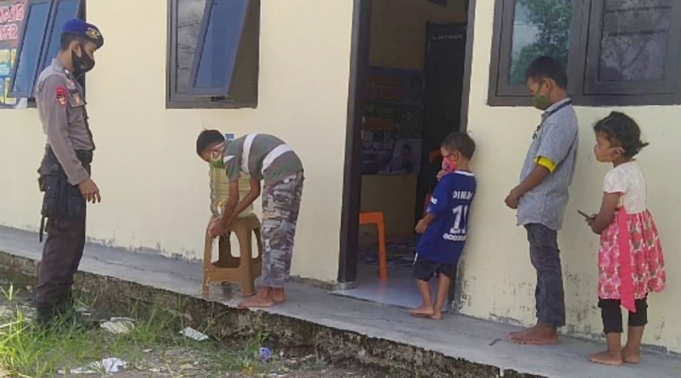 Peduli Pendidikan, Satpolair Polres Tulang Bawang Adakan Kegiatan Belajar Daring Gratis