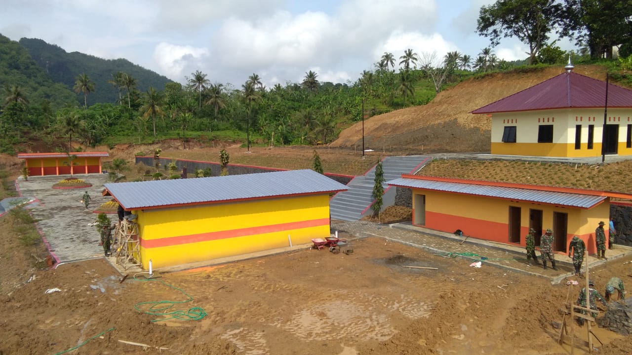 Bongkar Bukit, Inilah Penampakan Serbuan Teritorial Korem 071/Wijayakusuma