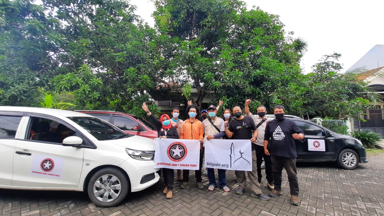 SRPB Jatim, ES Peduli, dan titipair.org, Bantu Penyintas Bencana Semeru