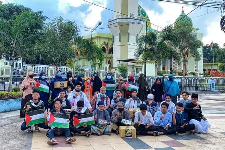 KUTUK AGRESI ISRAEL KE PALESTINA GUIB SERUKAN GALANG BANTUAN DAN QUNUT NAZILAH