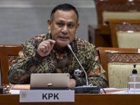 KETUA KPK H. FIRLI BAHURI ; Pasca Ditetapkan Sebagai Tersangka Atas Pengadaan CSRT, PRK dan MUM Langsung Kami Tahan