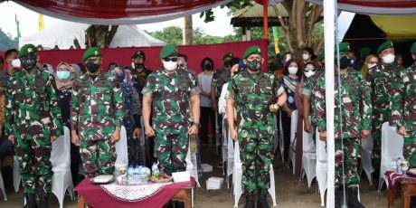 Danrem 071/Wijayakusuma Dalam Pembaretan Sarcabif Taruna Akmil Tingkat IV TA 2021