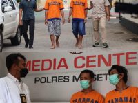 Nekat! Sedang Nyabu, Dua Orang Penggali Kubur Diamankan Sat Narkoba Polres Magetan