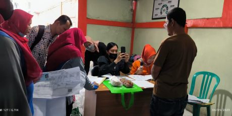Keluarga Beresiko Stunting di Kabupaten Magetan Terima Bantuan Pangan