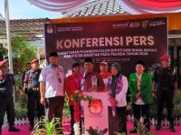 Sujatno – Ida Yuhana Ulfa Resmi Daftarkan Diri Ke KPU Magetan