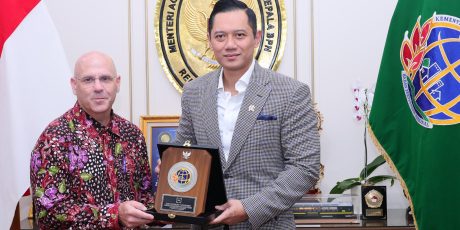 Pertemuan dengan USAID, Menteri AHY Bicara Target Pendaftaran Tanah dan Keberlanjutan Pembangunan Indonesia