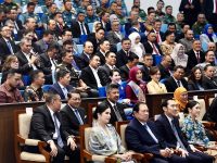 Penuh Menteri AHY Persembahkan Gelar Doktor untuk Almarhumah Ibu Ani Yudhoyono