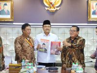 Pengurus SMSI Pusat Dipimpin Ketum Firdaus  Gelar Audiensi dengan Mensos Saifullah Yusuf