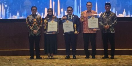 Perintis BPJS Kesehatan, Fachmi Idris, Raih Life Achievement KORPRI Award