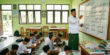 “SAAT HARAPAN DITITIPKAN PADA PENDIDIKAN YANG RAPUH”, Gus IMAM