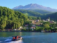 Sarangan Disandingkan Lake Como Italia, Netizen: Nggak Perlu Jauh-jauh ke Eropa!