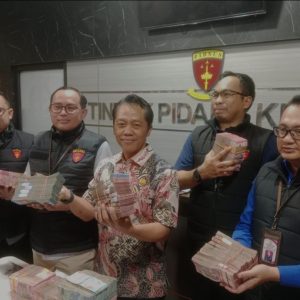 Kelakuan Biadab Mafia Izin ESDM Jatim Digulung Kejati, Tiga Pejabat Tersangka, Rp2,3 Miliar Diamanka